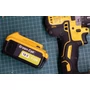 Kép 9/9 - Green Cell PTDW18V4 - DeWalt XR 18V 4Ah DCB182 akkumulátor