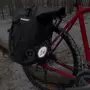 Kép 16/16 - Wozinsky vízálló biciklis táska 25L - fekete