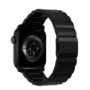 Kép 1/10 - Nomad Apple Watch 42/44/45 mm Titanium szíj - fekete